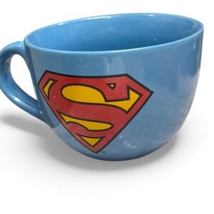 Superman Logo Oversized Ceramic Mug 24 oz – Silver Buffalo –  (Chip on Rim)